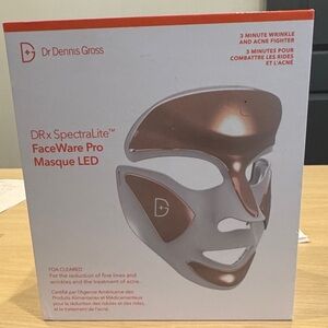 Dr Dennis Gross SpectraLite FaceWare Pro LED Mask